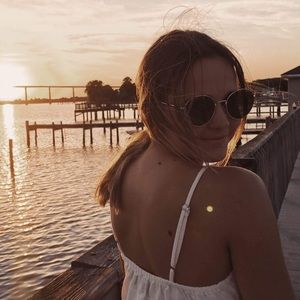 Meet your Posher, Catherine